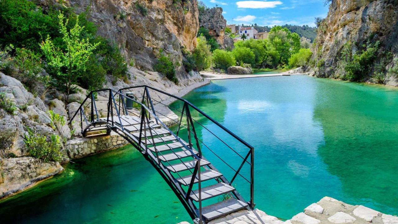 La Gata Mala Villa Navarres ภายนอก รูปภาพ