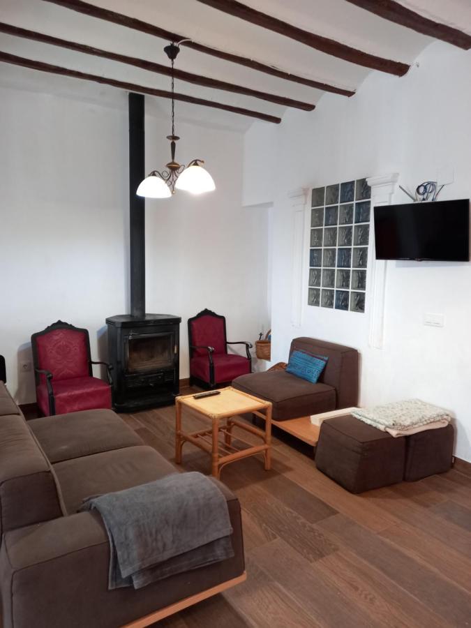 La Gata Mala Villa Navarres ภายนอก รูปภาพ