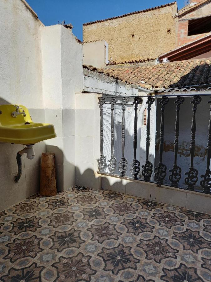 La Gata Mala Villa Navarres ภายนอก รูปภาพ
